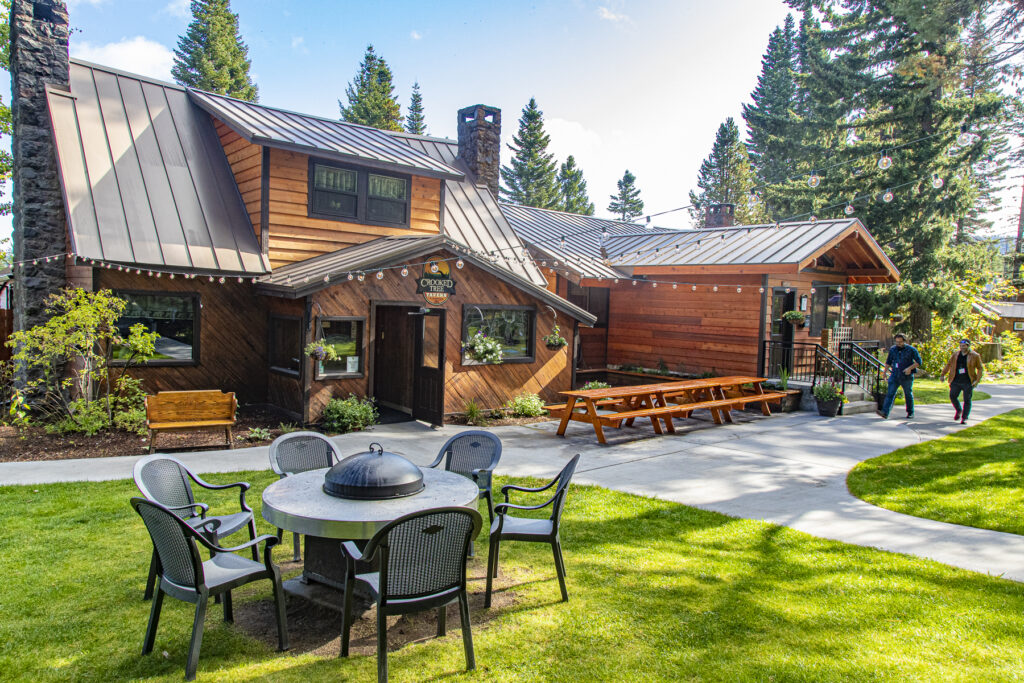 Crooked Tree Tavern at Cooper Spur Mountain Resort on Mount Hood- Amenities