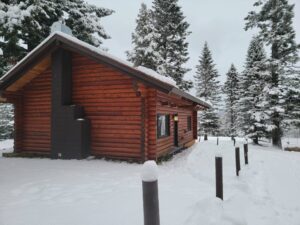 Pet Friendly Cabin- Winter - Lodging on Mt. Hood- Stay at Cooper Spur