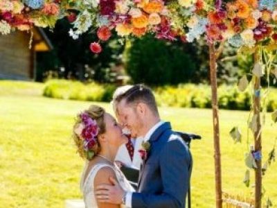 Wedding Couple Kissing at Cooper Spur Mountain Resort- your favorite mountain retreat